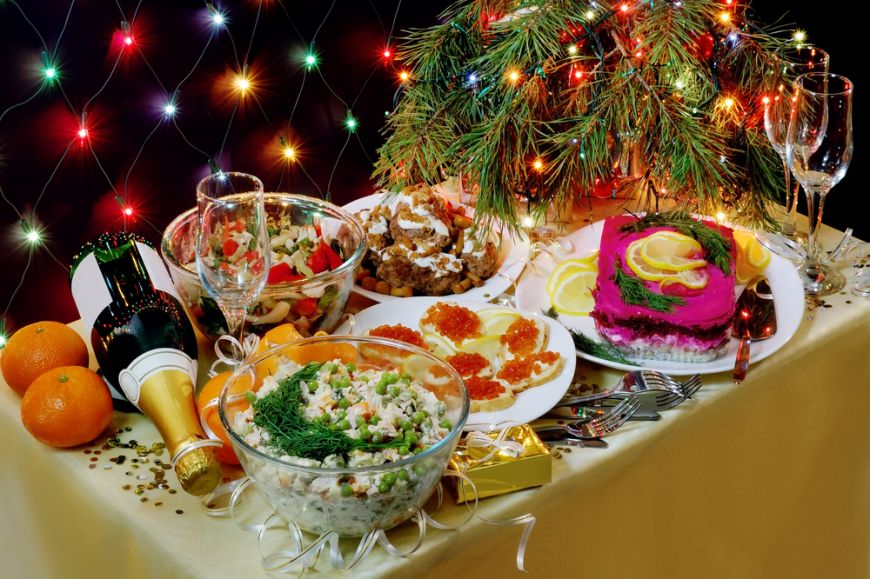ce-mananci-de-revelion-iti-poate-influenta-tot-anul-uite-ce-traditii-culinare-sunt-de-anul-nou-in-jurul_size1