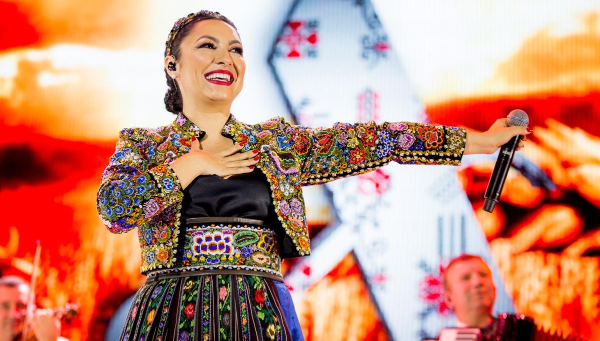 Andra – ” Mama numa’ o fata ai…”