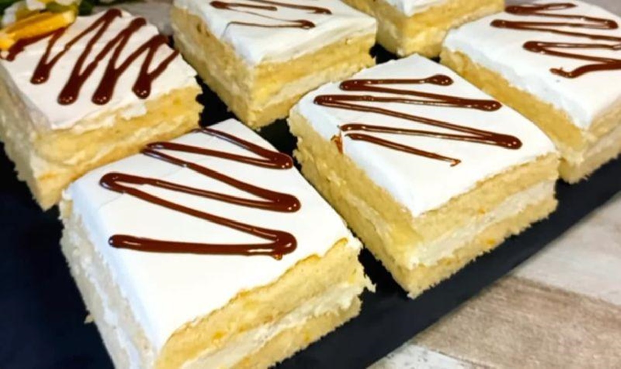 Prăjituri incredibil de delicioase, cu o aromă plăcută de citrice! Delicate, moi și au fost pregătite atât de repede