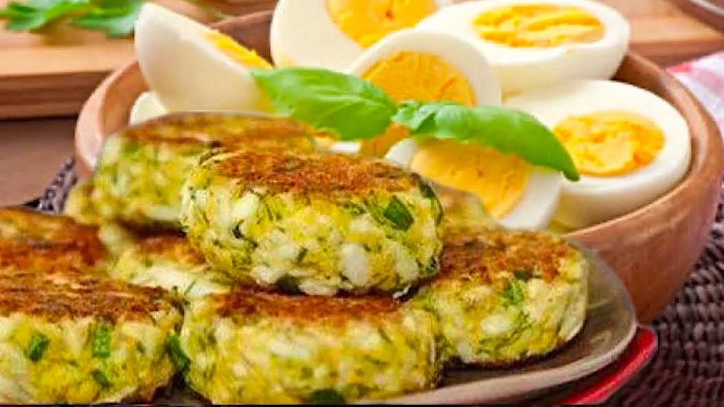 Șnițelele din ouă, economice și foarte gustoase, sunt cea mai bună modalitate de a începe ziua