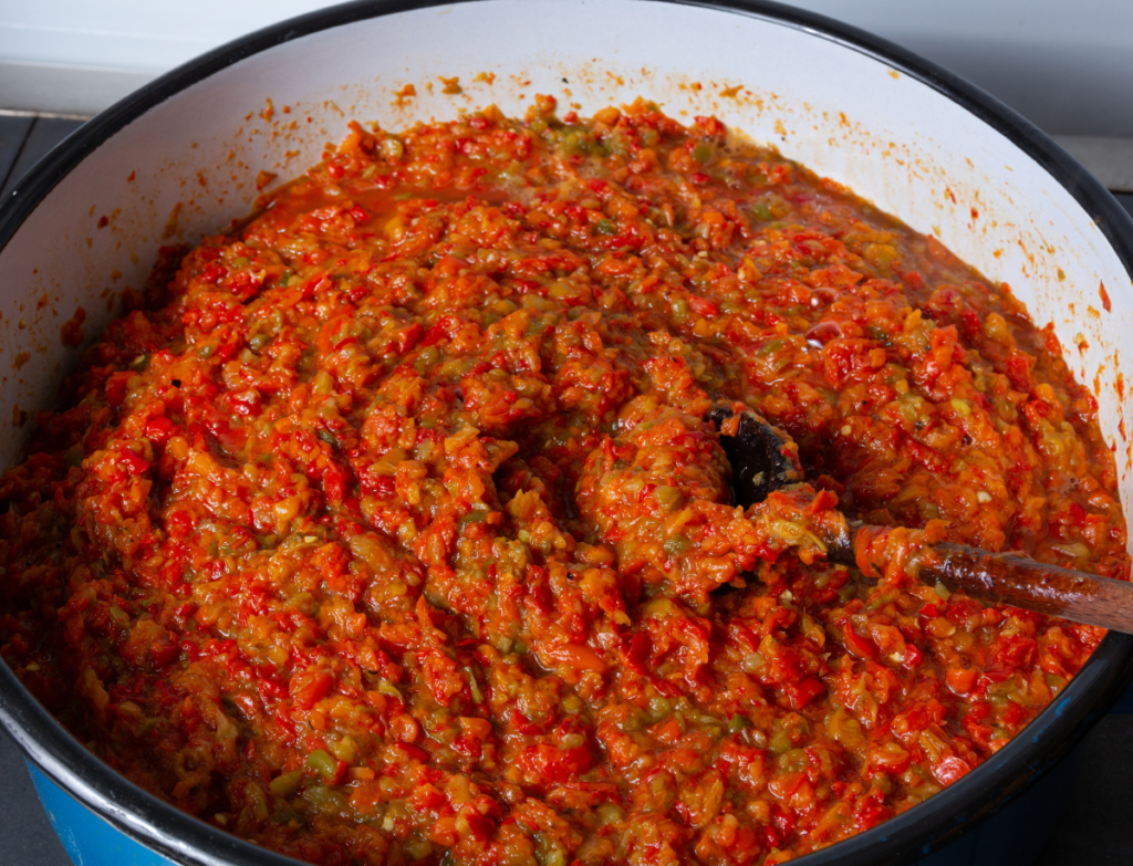 Cea mai gustoasă zacuscă de vinete, minunată pentru iarnă