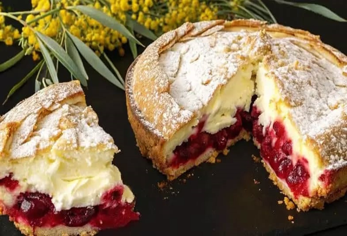 O prăjitură cu iaurt foarte delicioasă – una clasică umedă cu cireșe, rapidă și ușor de făcut, perfectă pentru oricine iubește tartele delicioase și rapide