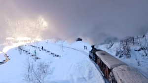 „Mocănița în povestea iernii!” un film despre celebrul tren din Maramureș