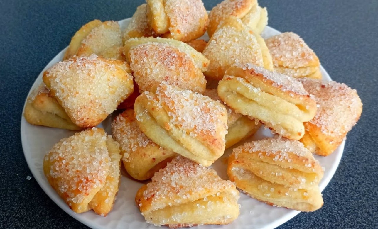 Fursecuri foietaj cu brânză de vaci: fragede și crocante. Cea mai bună rețetă Fursecuri foietaj cu brânză de vaci: fragede și crocante. Cea mai bună rețetă