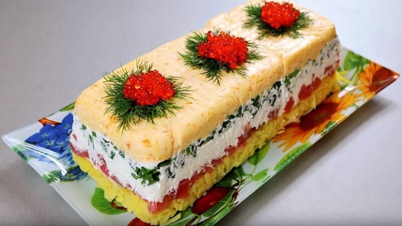 „Suvenir rusesc”   Cea mai populară si mai rafinată salată pentru Sarbatorile de iarna din Rusia. Delicois, spectaculos si totusi usor de realizat, totul in imagini!
