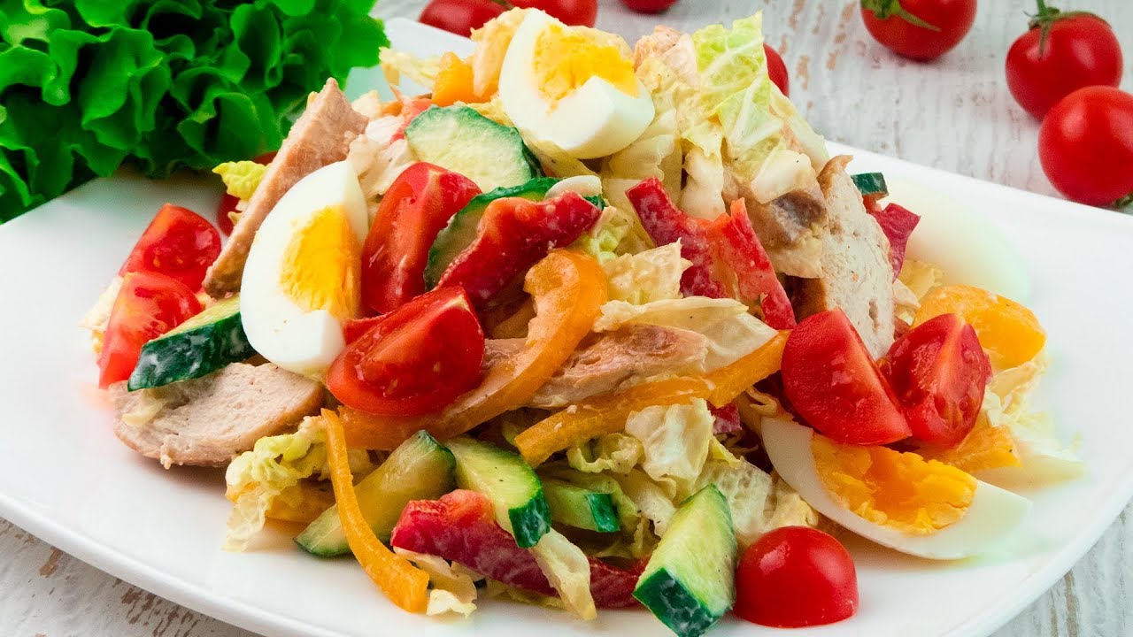 Cea mai bună salată de pui din lume – sănătoasă, rapidă și extrem de delicioasă