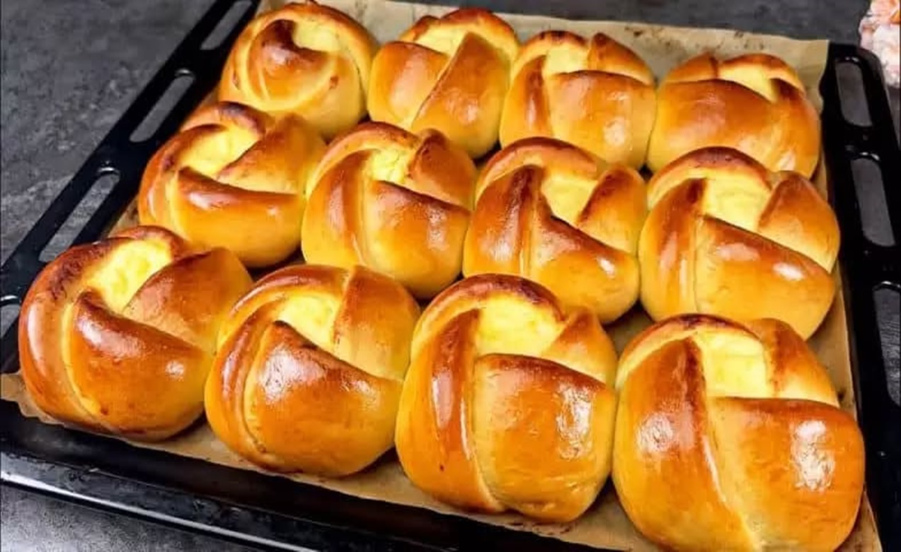 O rețetă atât de simplă, dar atât de delicioasă. Din aluatul meu ies cele mai bune chifle cu brânză!