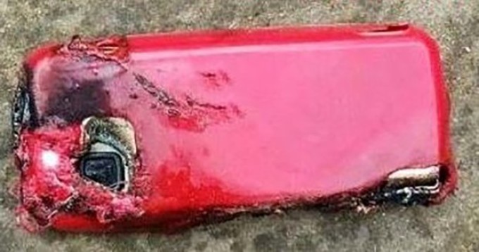 Tânără de 18 ani, ucisă de explozia propriului telefon. Victima vorbea la telefon cu o rudă