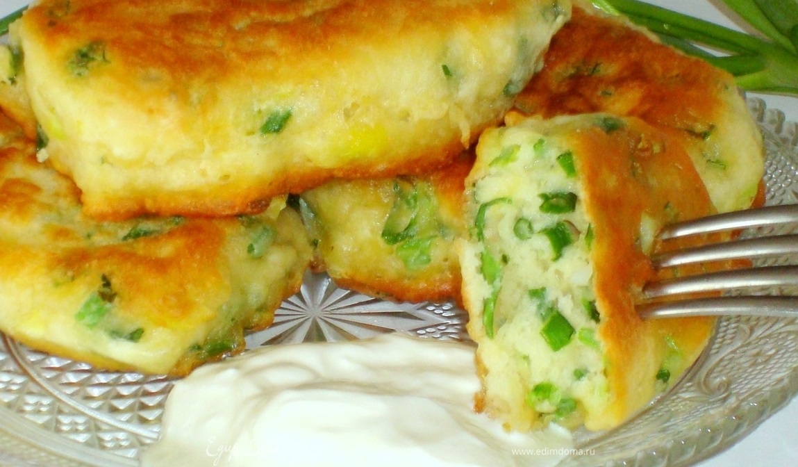 Pateuri delicioase cu ceapa verde, trebuie sa le faceti zilele astea. Noi le facem mereu Pateuri delicioase cu ceapa verde, trebuie sa le faceti zilele astea. Noi le facem mereu