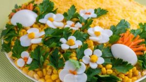 Salată “Coș de primăvară”. Această gustare originală și extrem de gustoasă va decora orice masă festivă
