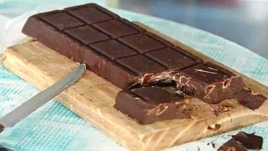 Ciocolată de casă în doar 10 minute – am renunțat definitiv la ciocolata din comerț!