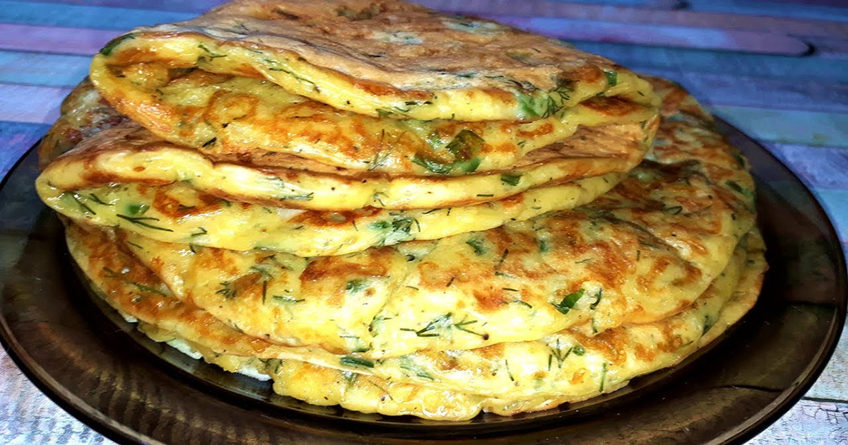 Khachapuri leneși pe bază de chefir – un dejun delicios, gata în doar 10 minute!