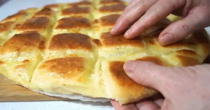 Cea mai gustoasă Focaccia cu mozzarella – Aluat deosebit, gust deosebit